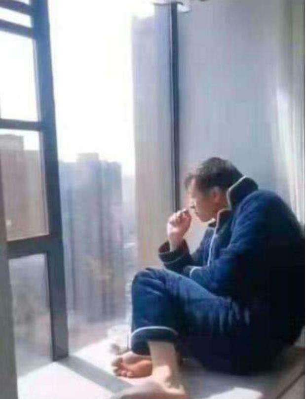 【你的育儿经】疫情宅在家会让男人体会到坐月子为啥会抑郁？别开玩笑了