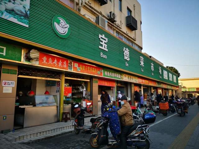 每周仅营业两个上午，静安这家熟食店老板生意做得很“任性”