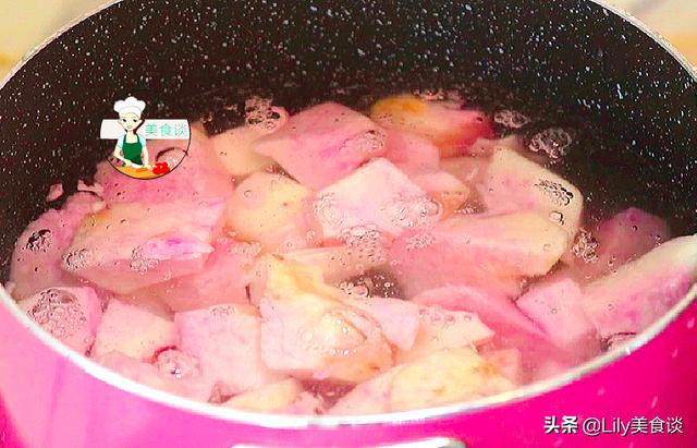 南方特有的大薯，一个可以吃好几顿，比地瓜好吃，低脂饱腹又营养