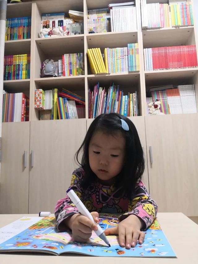 你的育儿经▲“我的家教好故事”安盛幼儿园优秀作品——“张馨然的家庭故事”