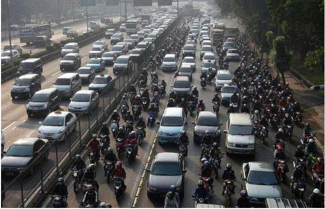 “滴滴打摩托”成行业独角兽！骑手超两百万，公司估值超六百亿