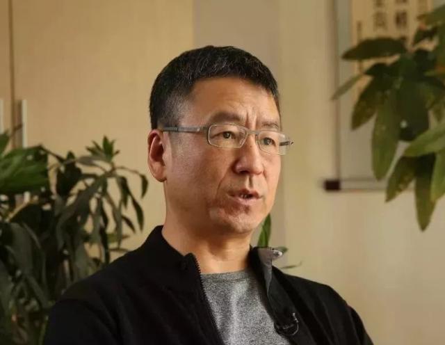梦的色彩|白岩松：情商比智商重要，家长把这4句话挂嘴边，孩子情商会很高