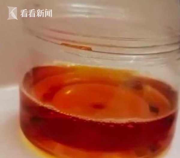 小包|吃了这个常见零食 6岁男童隔天竟排出“酱油尿”