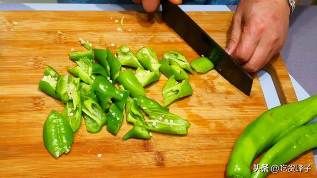 不管炒什么肉，不要直接下锅，大厨：记住3点，肉嫩不腥也不柴