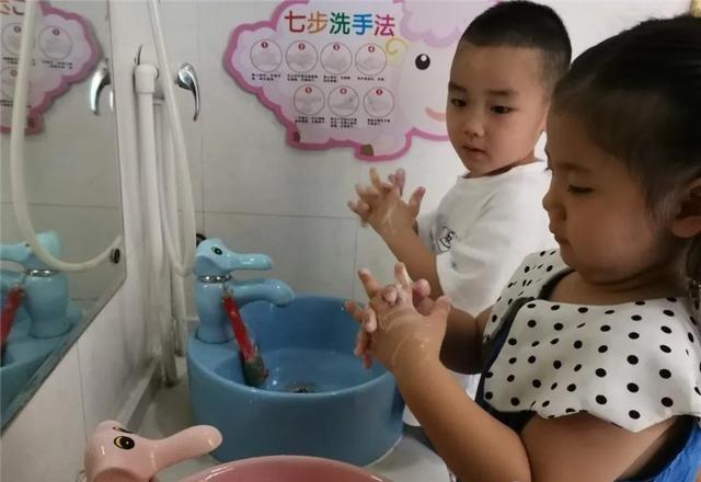 你的育儿经■鹤壁幼儿园开学复课了，看到这些后家长放心了！