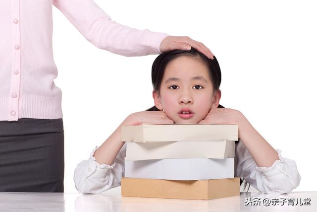 #超级宝妈#宅家上课的那些日子，有一种痛叫做“丈母娘育儿”，但愿你家没有