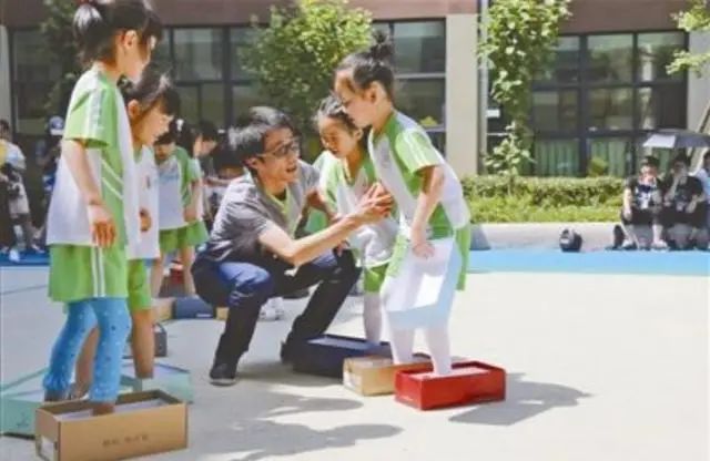 暖先生格调▲又一所幼儿园关了，园长和老师们该何去何从？