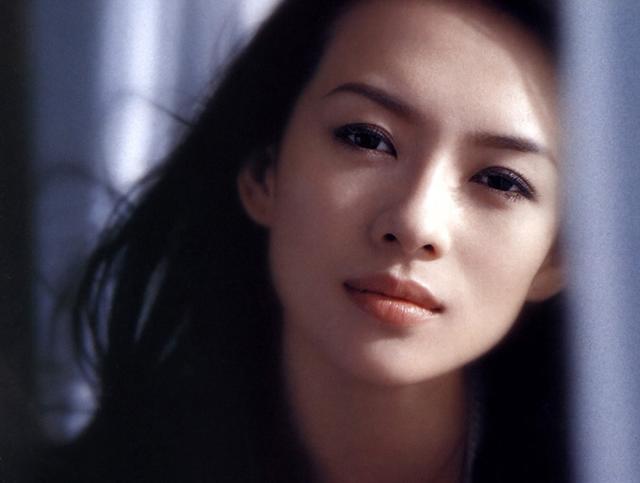 风驰|章子怡晒继女跳舞视频言语自豪，母女互动有爱，网友：最好的继母