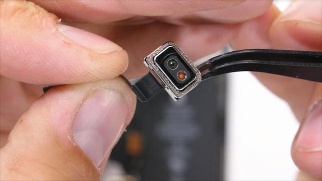 iPhone12Pro真机拆解：实际有5颗镜头，难拆更难修复