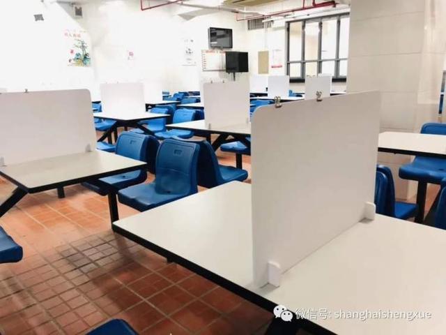 你的育儿经|萌娃复学！校裤小了，差点忘了年级……开学首日各方共筑安全防护墙
