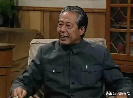 蠢萌小萝莉|《我爱我家》这是什么神仙剧：夏雨、姜文“只配露脸”，冯小刚、陈凯歌观众席打call，王朔幕后策划