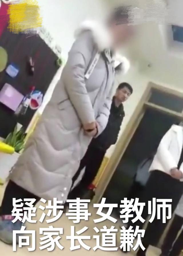 “妈妈我好难受”，4岁女儿提裤颤抖，宝妈脱下裤子后当场泪崩