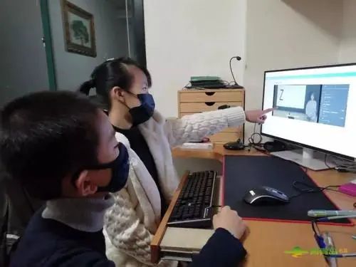 「暖先生格调」家长再不重视，网课让你家孩子越学越糟！