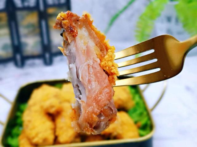 这样烤鸡翅低脂又健康，味道完全不输外面卖的，孩子们也喜欢