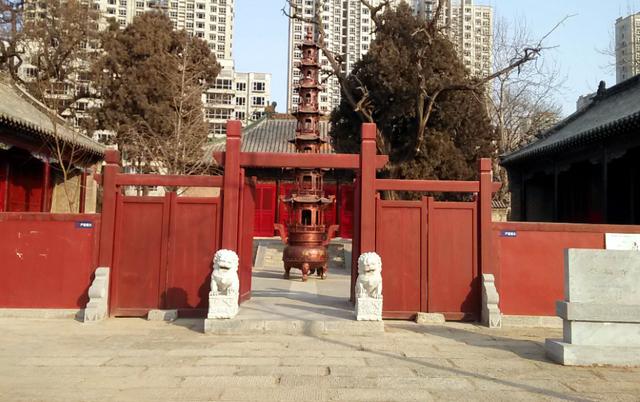 「玩乐足迹」“济南西站东广场北”有个千年古寺—兴福寺，寺庙不大规格高