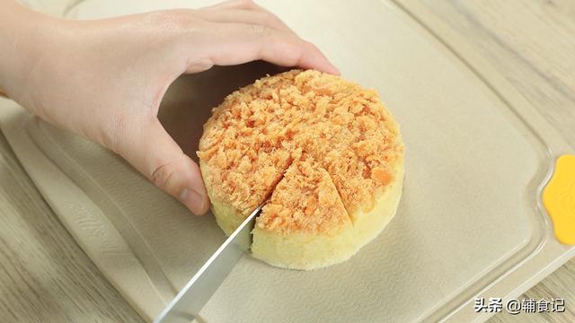 你的育儿经▲宝宝咀嚼不好怎么吃？教你不用烤箱也能做的蛋糕，宝宝没牙也能吃