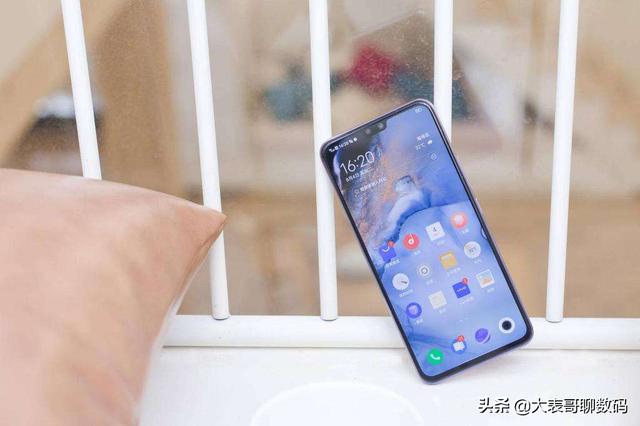 花2798买了vivo S7，本以为是神机，结果却是高价低配