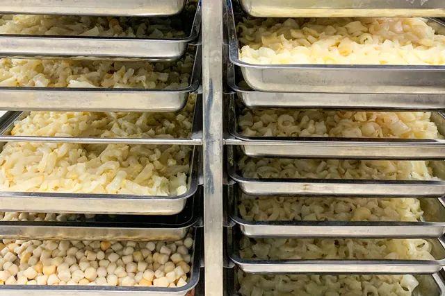 鲍鱼、海参、花胶、蹄筋……金色高汤浓醇鲜美，这“佛跳墙”绝了！丨种草机