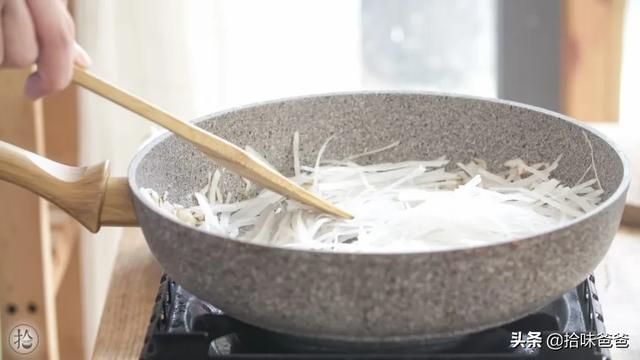 「你的育儿经」简单几步就能做出的特色辅食，宝妈们跟着做起来