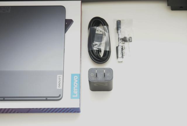 这块屏幕就够本了！联想小新Pad Pro平板入手评测