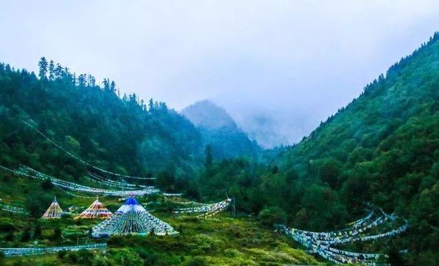 [世界那么大]有一种旅行，叫做在路上