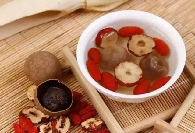 超级宝妈|孕期有忌口,孕妈们嘴上勿“随心所欲”,饮食三要素助宝宝发育