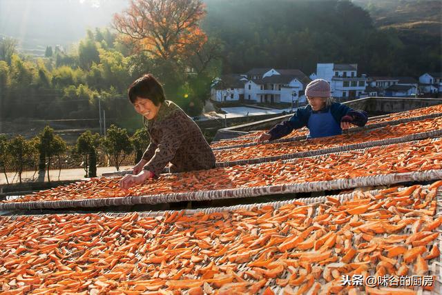 这6种蔬菜晒干后，比新鲜的更受欢迎，冬天炖肉超香，放一年不坏