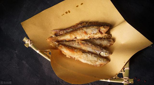 年夜饭上这道菜不能少，外皮香酥，肉嫩紧实，小孩子能吃一盘