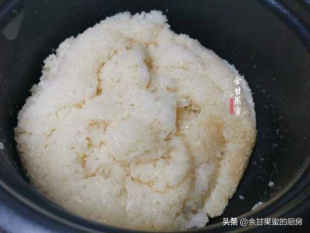 香菇鸡肉糯米卷，我家学生早餐，煎一煎上桌，鲜香味美