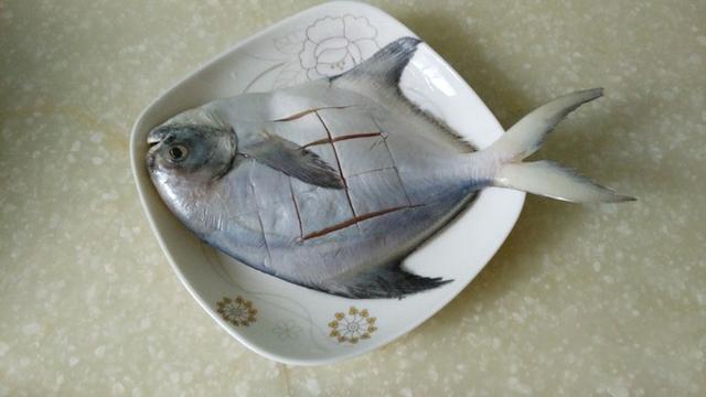 冬季多给孩子吃这鱼好，蒸一蒸，肉多刺少营养高