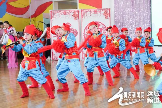 临猗县第一幼儿园开展“欢乐中国年”狂欢新年趴活动