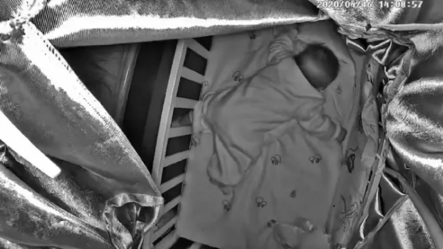 「雾里看小花」3个月婴儿因睡眠训练猝死，不靠谱的母婴育儿培训机构，还要坑害多少孩子？