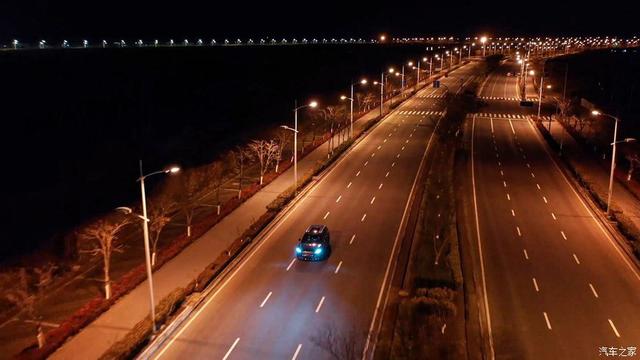 『约吗旅行』美女携飞行家的一天