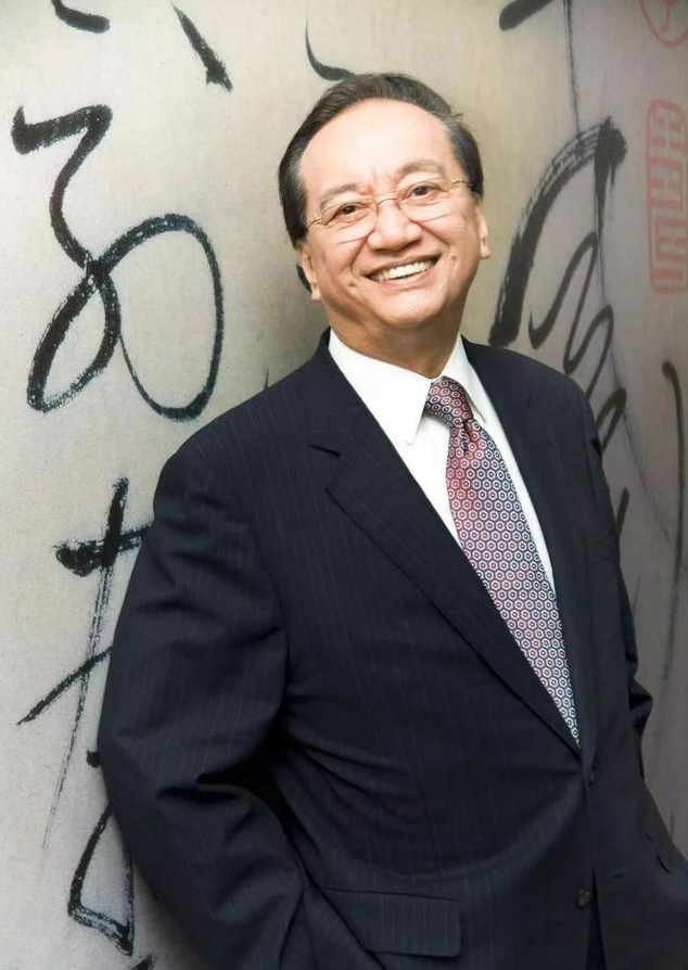 『夕阳下的彩虹』他把4个“问题”儿女全部送进世界名校，教育观却只有1个字