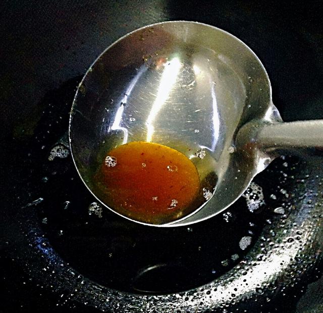 猪蹄这种做法，Q弹软烂，孩子老人吃了补钙比钙片强，家常又简单