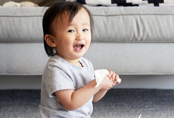 超级宝妈■培养孩子丰富想象力，别让你的＂好心＂拖后腿，背后原因父母要知道
