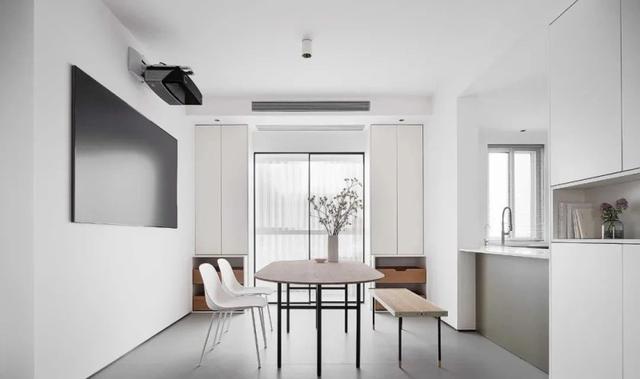 仅仅花了20万元，就把137平米的四居室装修的美轮美奂