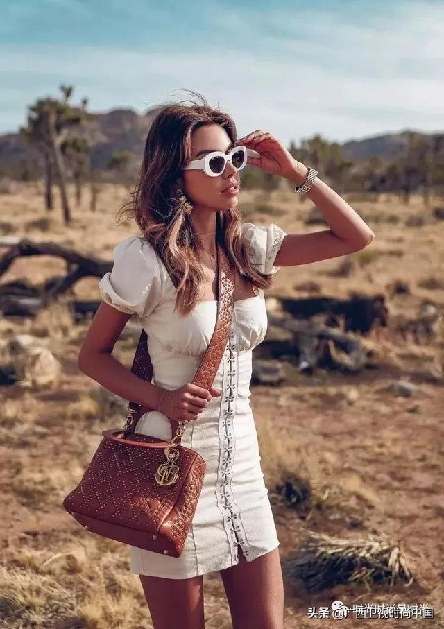 第五大道注意到这个小细节~你与时尚就是一“袖”之隔的距离