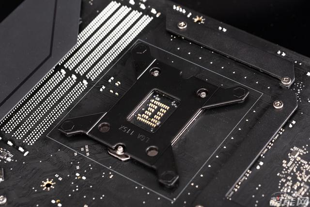 ID-COOLING SE-70风冷散热器评测：高性价比之选