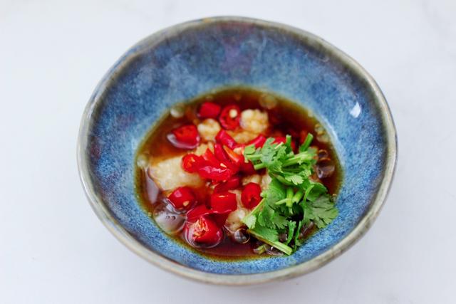 凉拌海虹娃娃菜，简单方便清新爽口，回家10分钟就吃饭，太简单