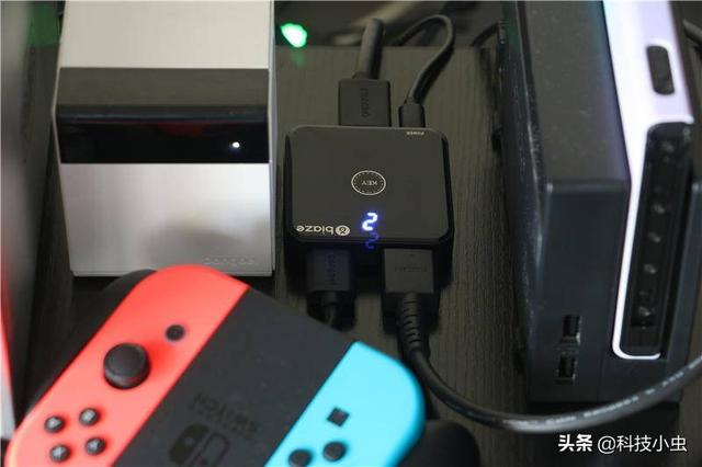 实测switch接电视的绝配-毕亚兹 HDMI二进一出切换器