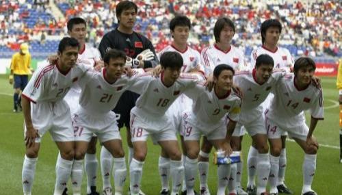 国足竟然想要代表中国，代表我？坚决反对