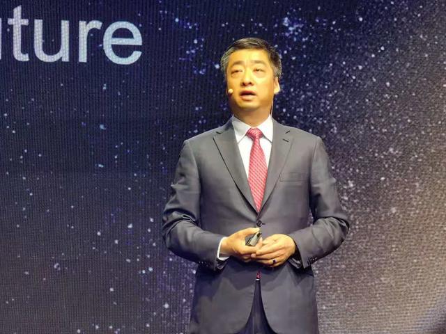 华为|华为胡厚崑：去年华为营收和利润都略有增长，达到预期
