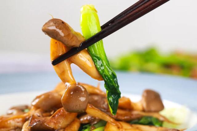 又get一道简单易上手的家常菜，做一大盘都嫌少