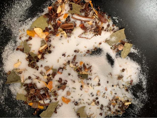 用什么鱼腌腊鱼才好吃？老师傅教给你，腊鱼醇厚甘香，花钱买不到