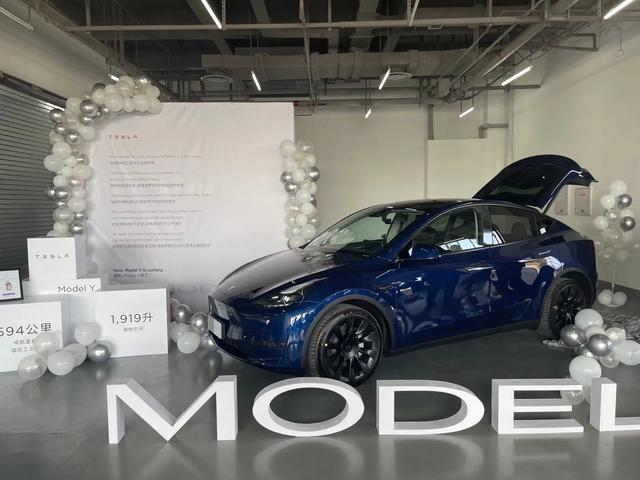 特斯拉国产Model Y 今起交付，现在下单要等到二季度