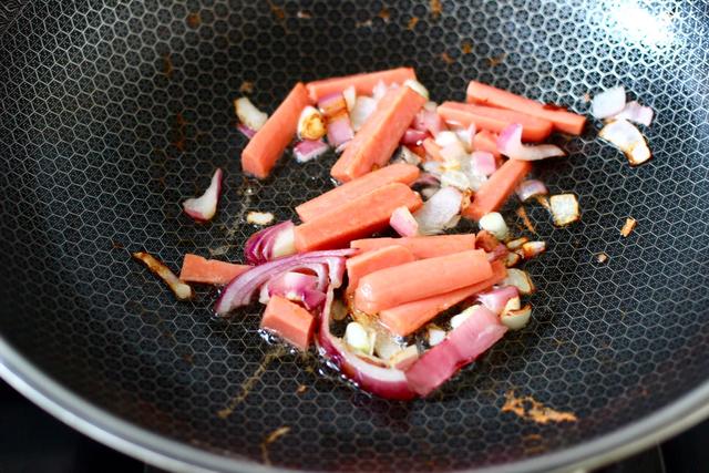 懒人黄瓜意面，简单方便，有菜有饭，酸酸甜甜超开胃