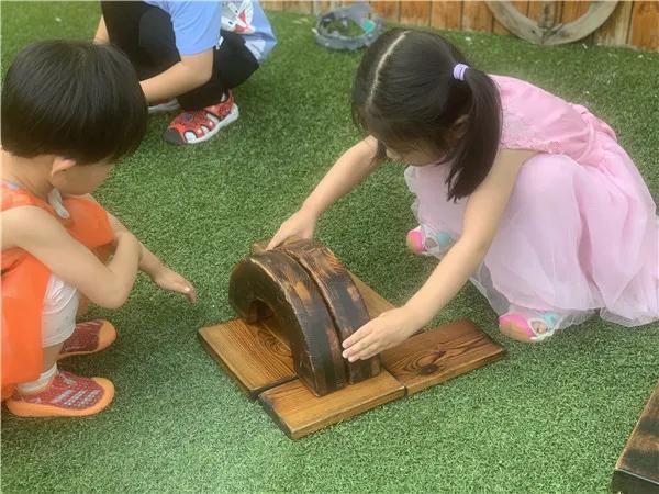 齐鲁东营资讯|亲亲宝贝欢迎“回家”——广饶街道中心幼儿园的开园第一天