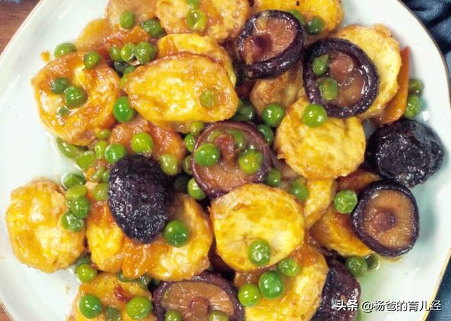 鸡蛋豆腐的美味新吃法，鲜嫩爽口，营养丰富，孩子爱吃的素味美食