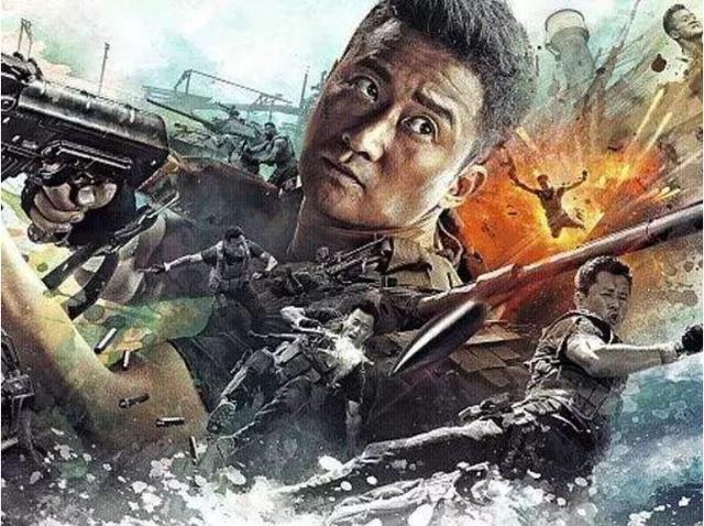 战狼：客车被炸毁时，谁注意到了墙上的广告？|影视交流地